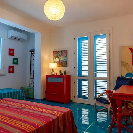 Tra Vento E Mare * فافينانا