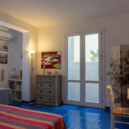 Semesterbostad Tra Vento E Mare Favignana